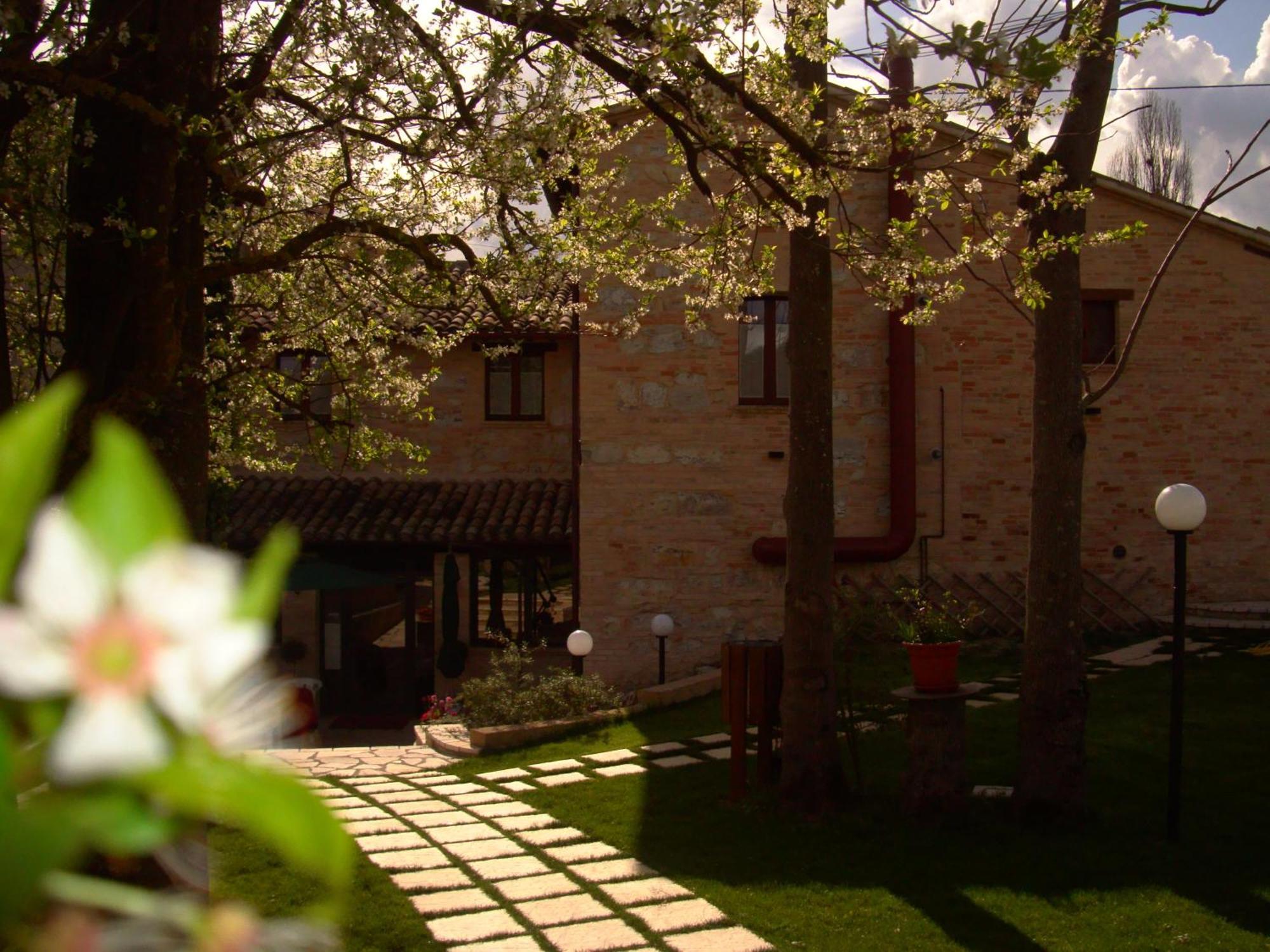 Villa Martina Fermignano Bagian luar foto