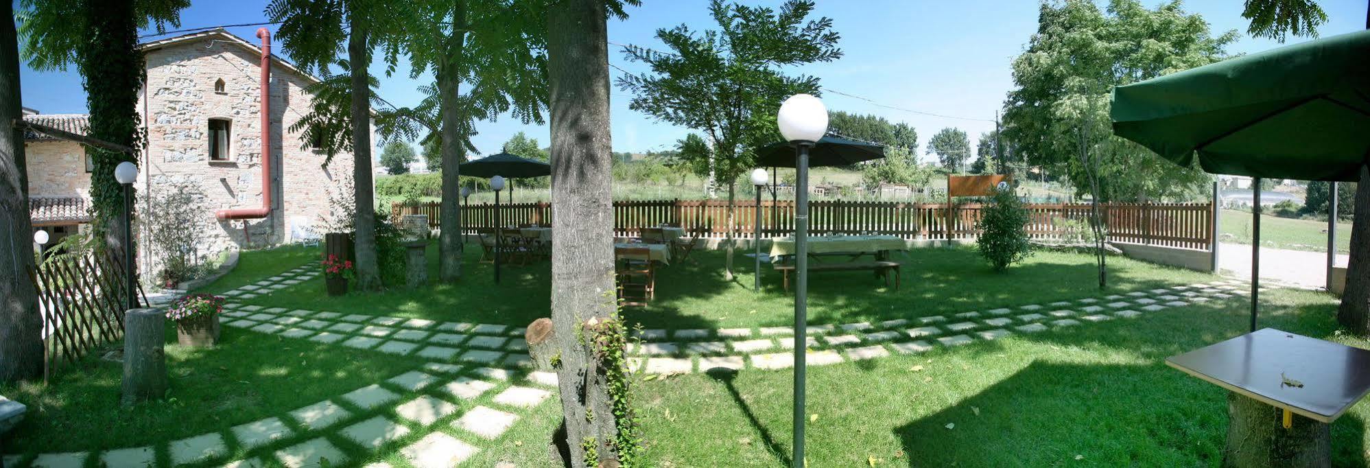 Villa Martina Fermignano Bagian luar foto